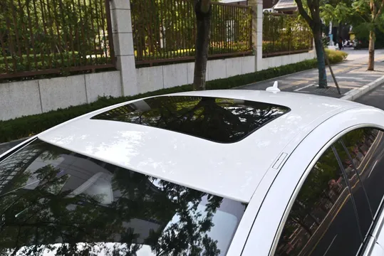 Mercedes-Benz Mercedes-Benz CLS