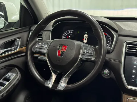 Roewe RX8