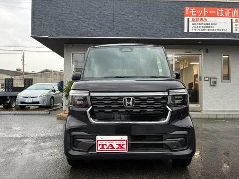 Honda N-BOX Custom