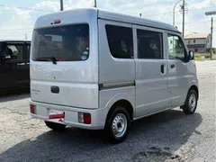 Mitsubishi Minicab Van