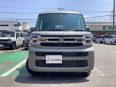 Suzuki Spacia