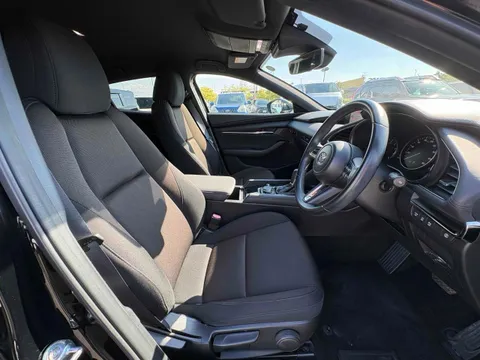 Mazda MAZDA3 Fastback