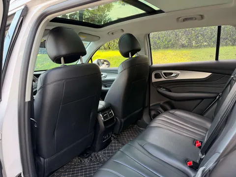 Roewe RX5