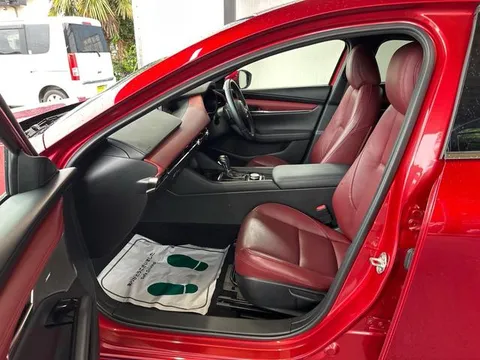 Mazda MAZDA3 Fastback