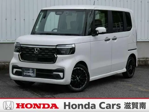 Honda N-BOX Custom