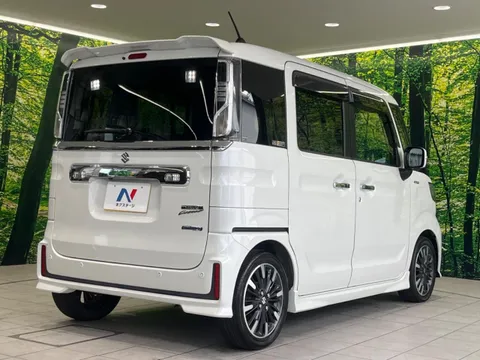 Suzuki Spacia Custom