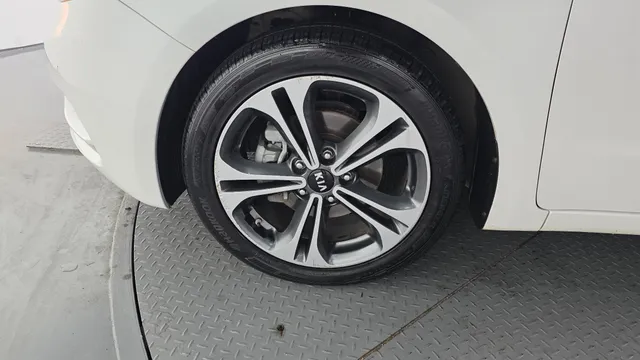 Kia Cerato (K3)