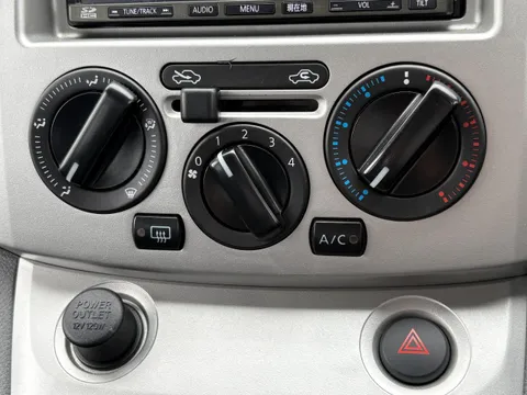 Nissan Vanette