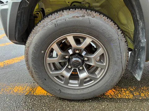 Suzuki Jimny Sierra