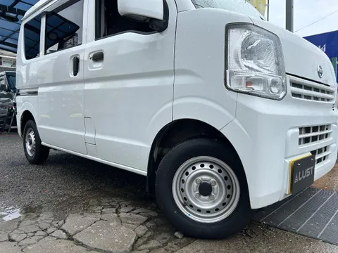 Nissan Clipper