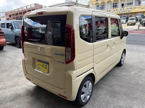 Suzuki Spacia
