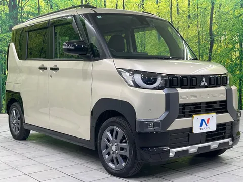Mitsubishi Delica Mini