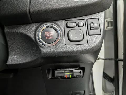 Toyota Yaris (Vitz)