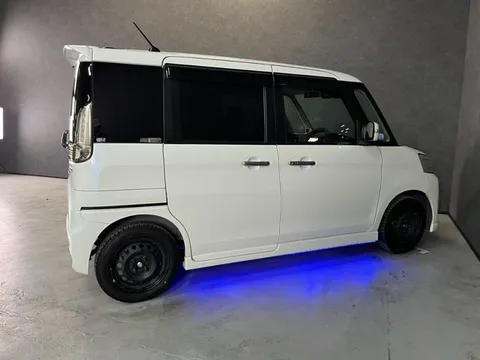 Suzuki Spacia Custom