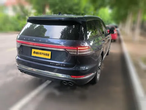 Lincoln Aviator