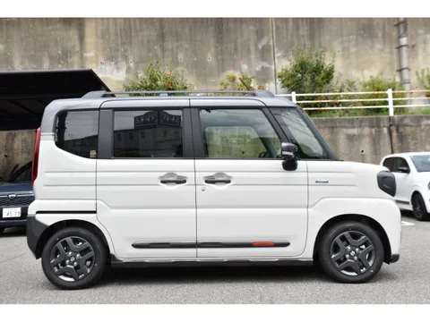 Suzuki Spacia Gear
