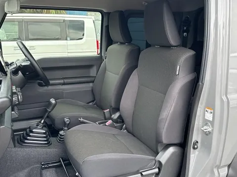 Suzuki Jimny Sierra