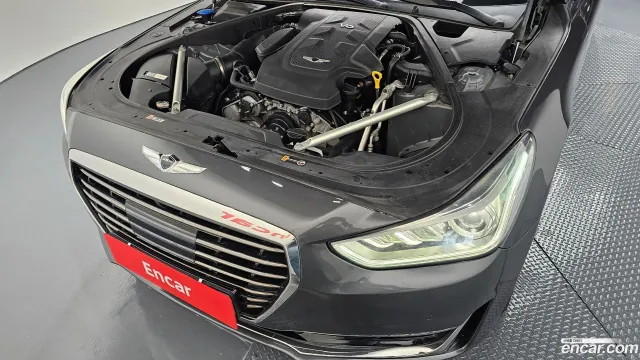 Genesis G90 (EQ900)