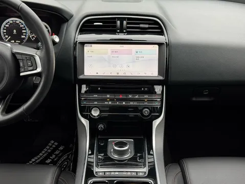 Jaguar XEL