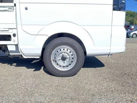 Nissan Clipper Truck