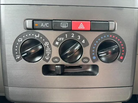Toyota Pixis Space