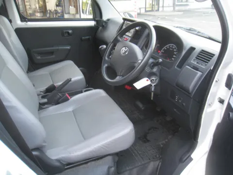 Toyota TownAce Van