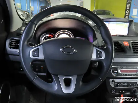 Renault SM3