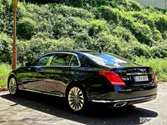 Genesis G90 (EQ900)