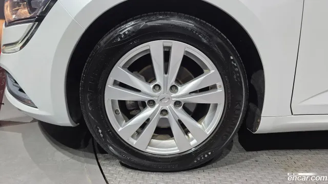 Renault Talisman (SM6)
