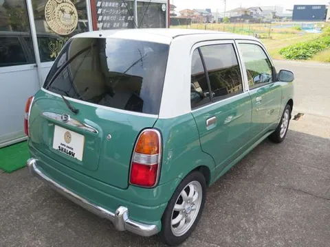 Daihatsu Mira Gino