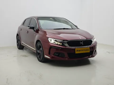 DS 4S