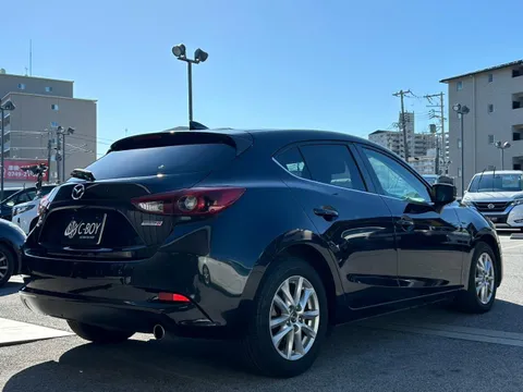 Mazda Axela Sport