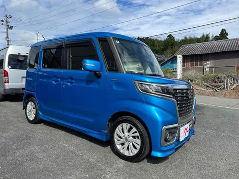 Suzuki Spacia Custom