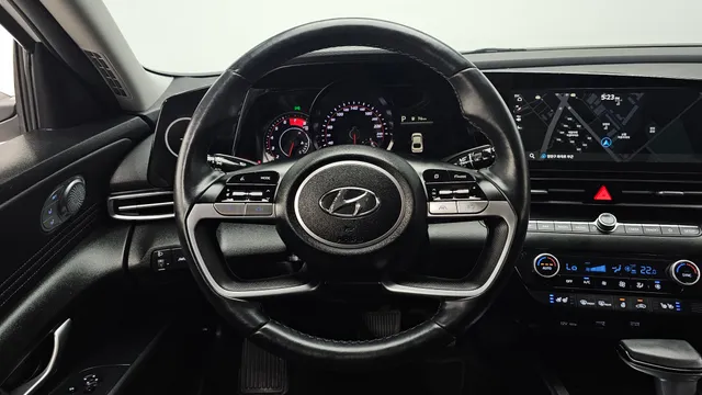 Hyundai Elantra (Avante)