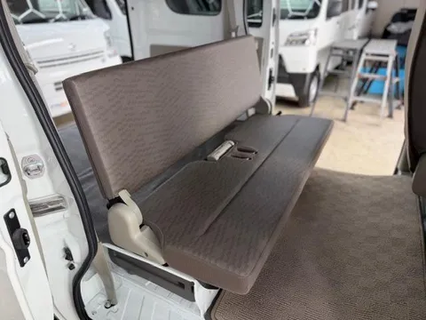 Nissan Clipper