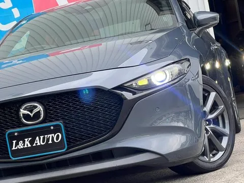 Mazda MAZDA3 Fastback