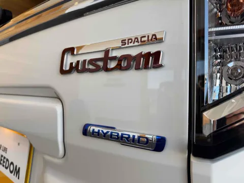 Suzuki Spacia Custom
