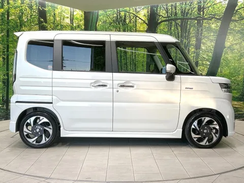 Suzuki Spacia Custom