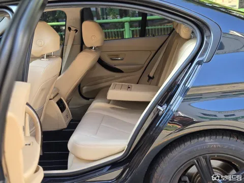BMW 3