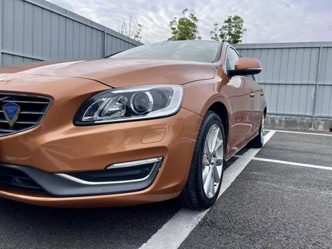 Volvo S60