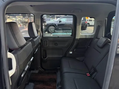 Suzuki Spacia Custom