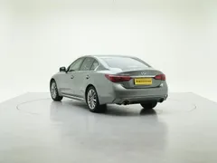 Infiniti Q50L