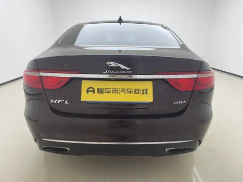 Jaguar XFL