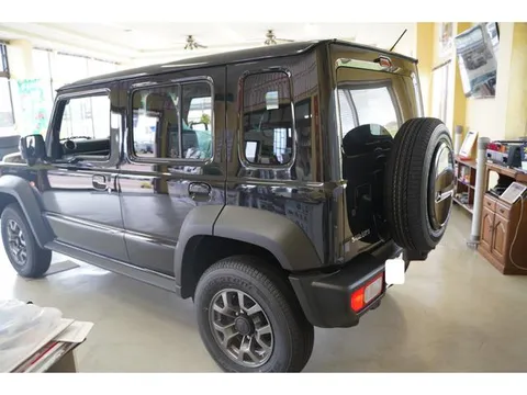 Suzuki Jimny Nomade