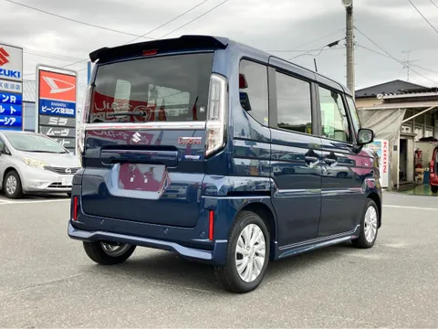 Suzuki Spacia Custom