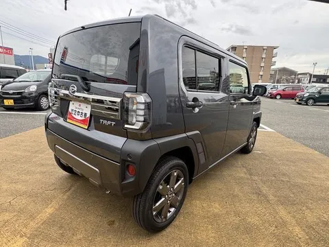 Daihatsu Taft