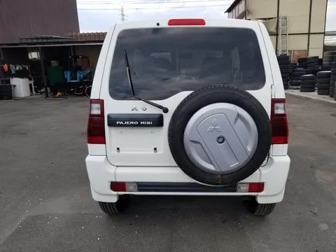 Mitsubishi Pajero Mini