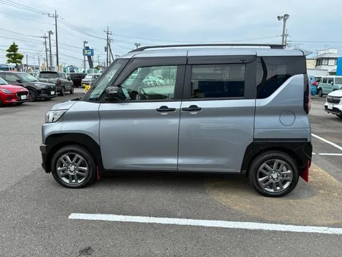 Mitsubishi Delica Mini