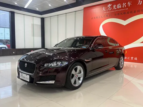 Jaguar XFL