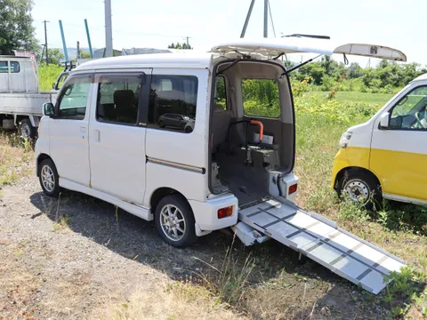 Daihatsu Atrai Wagon